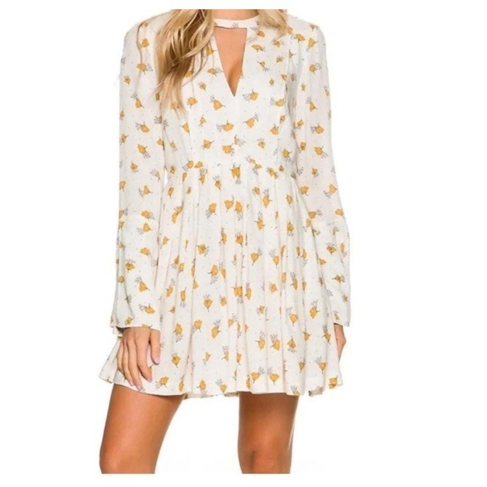 Free People Tegan Ivory Floral Long Flare Sleeve Mini Dress Rayon Sz 4 Boho